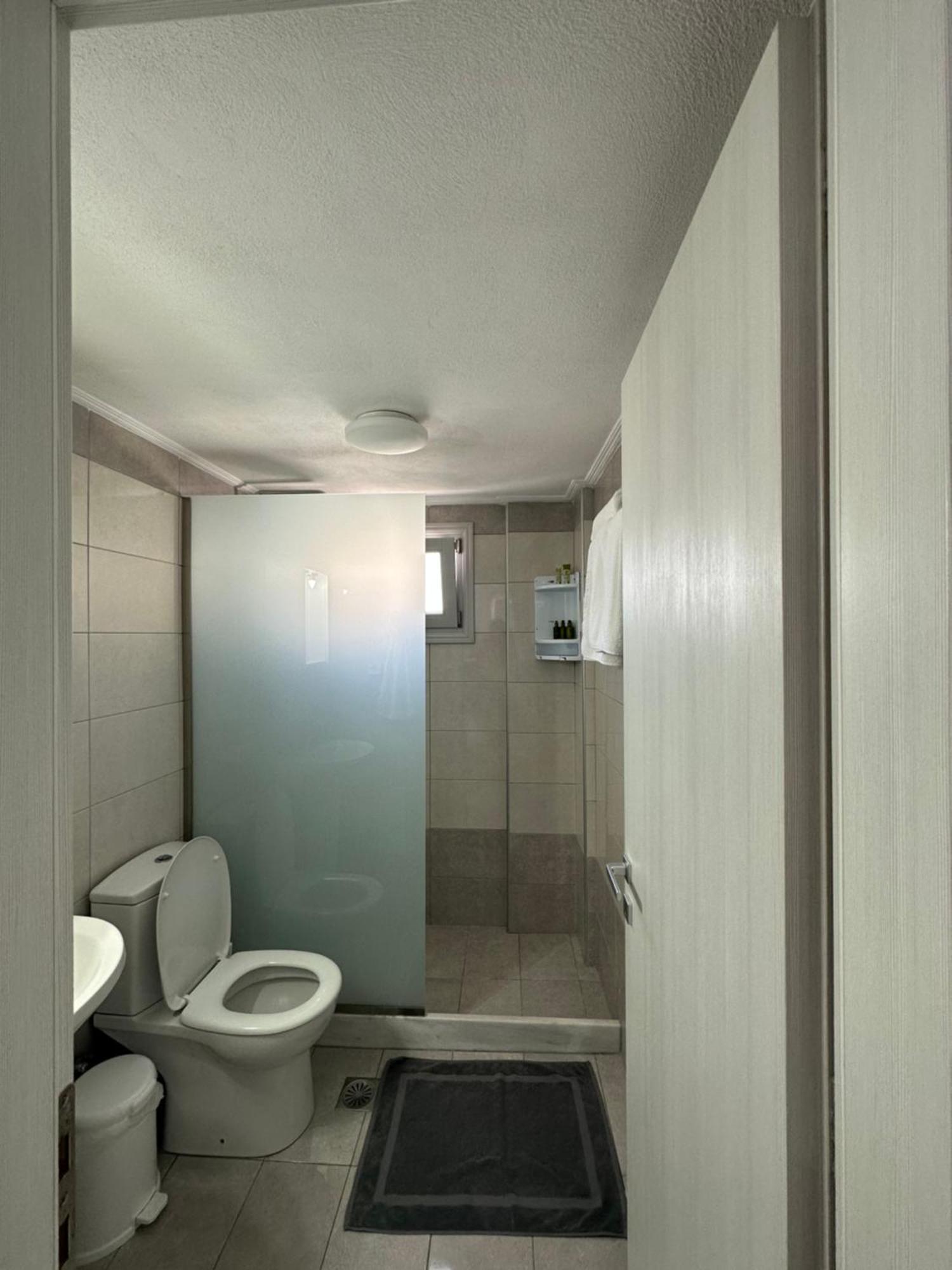 Ageri Suite Vothon Luaran gambar